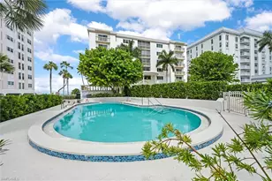 1275 Gulf Shore Blvd N, Naples, FL 34102 - Photo 31
