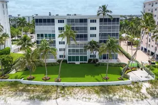 1275 Gulf Shore Blvd N, Naples, FL 34102 - Photo 33