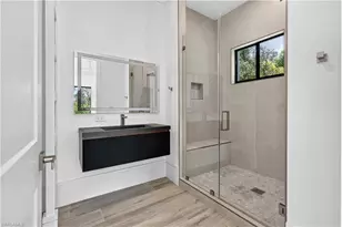 540 Ridge Dr, Naples, FL 34109 - Photo 43