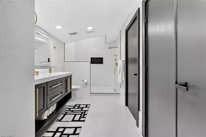 540 Ridge Dr, Naples, FL 34109 - Photo 29