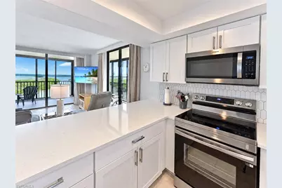 26131 Hickory Blvd #10B, Bonita Springs, FL 34134 - Photo 17