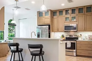 9077 Capistrano St N, Naples, FL 34113 - Photo 11