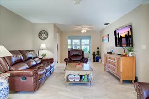 1037 Forest Lakes Dr, Naples, FL 34105 - Photo 7