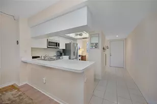 270 Naples Cove Dr, Naples, FL 34110 - Photo 5