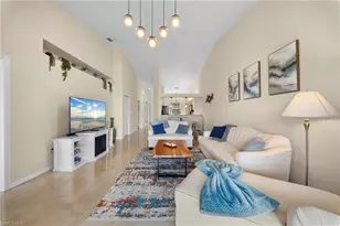 320 Robin Hood Cir, Naples, FL 34104 - Photo 15