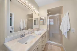 320 Robin Hood Cir, Naples, FL 34104 - Photo 21
