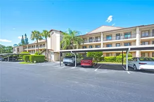 7380 Saint Ives Way NW, Naples, FL 34104 - Photo 3