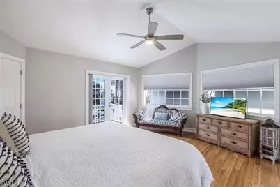 437 Trade Winds Ave, Naples, FL 34108 - Photo 17