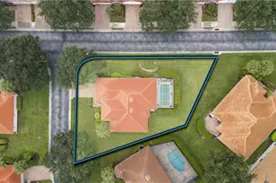 3899 Aurora Ct, Naples, FL 34116 - Photo 9