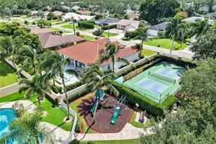 24921 Divot Dr, Bonita Springs, FL 34135 - Photo 23