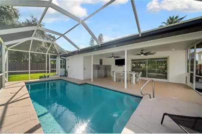 458 Quail Dr, Marco Island, FL 34145 - Photo 3