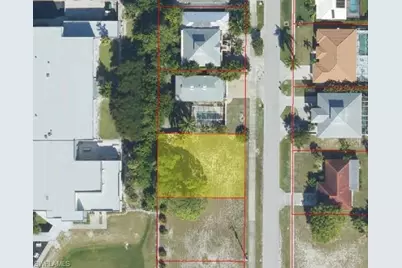 150 Greenview St, Marco Island, FL 34145 - Photo 1