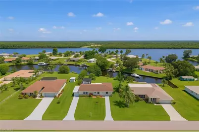 13880 Lazy Ln, Fort Myers, FL 33905 - Photo 3