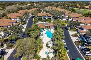 25220 Pelican Creek Cir, Bonita Springs, FL 34134 - Photo 35