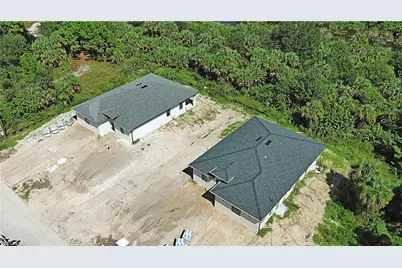 539 Naples Ave S, Lehigh Acres, FL 33974 - Photo 5