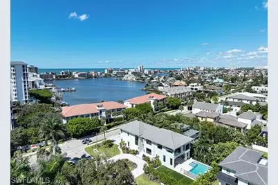 9100 Vanderbilt Dr, Naples, FL 34108 - Photo 45