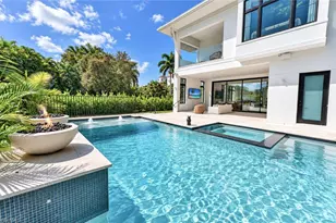 9100 Vanderbilt Dr, Naples, FL 34108 - Photo 7