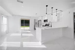 862 99th Ave N, Naples, FL 34108 - Photo 5