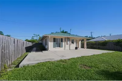 862 99th Ave N, Naples, FL 34108 - Photo 21