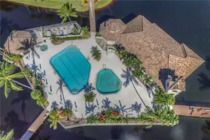7741 Pebble Creek Cir, Naples, FL 34108 - Photo 47