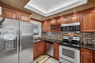 201 Quail Forest Blvd, Naples, FL 34105 - Photo 9