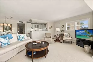 222 Harbour Dr, Naples, FL 34103 - Photo 3