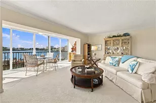 222 Harbour Dr, Naples, FL 34103 - Photo 5