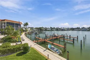 222 Harbour Dr, Naples, FL 34103 - Photo 19