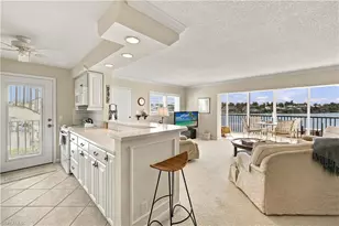 222 Harbour Dr, Naples, FL 34103 - Photo 9