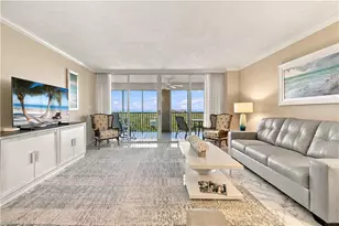 7515 Pelican Bay Blvd, Naples, FL 34108 - Photo 5