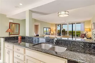 17 Bluebill Ave, Naples, FL 34108 - Photo 5