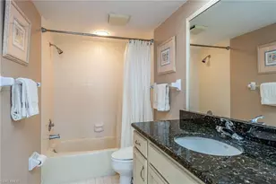 17 Bluebill Ave, Naples, FL 34108 - Photo 9