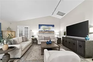 2370 Pinewoods Cir, Naples, FL 34105 - Photo 13
