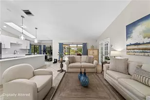 2370 Pinewoods Cir, Naples, FL 34105 - Photo 15