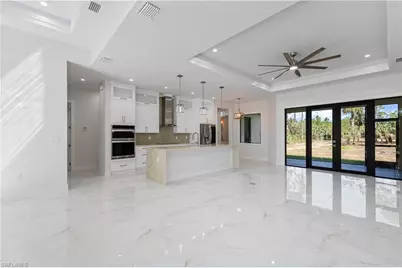 2737 2nd Ave NE, Naples, FL 34120 - Photo 5