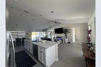 2715 NW 7th St, Cape Coral, FL 33993 - Photo 9