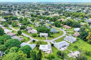 15 Maui Cir, Naples, FL 34112 - Photo 21