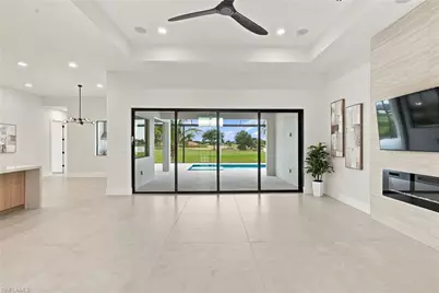 18432 Royal Hammock Blvd, Naples, FL 34114 - Photo 7