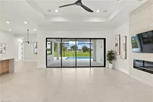 18432 Royal Hammock Blvd, Naples, FL 34114 - Photo 7