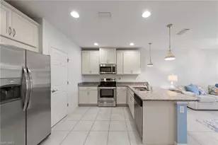 12555 Laurel Cove Dr, Fort Myers, FL 33913 - Photo 9