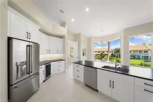 164 Colonade Cir, Naples, FL 34103 - Photo 5