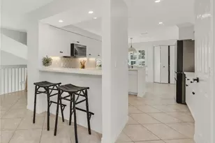 205 Via Perignon, Naples, FL 34119 - Photo 7