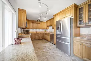 105 Clubhouse Ln, Naples, FL 34105 - Photo 7