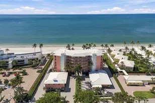 2401 Gulf Shore Blvd N, Naples, FL 34103 - Photo 23
