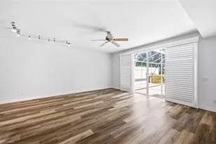 5729 Cove Cir, Naples, FL 34119 - Photo 3