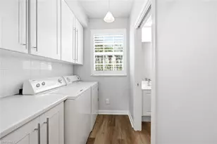 5729 Cove Cir, Naples, FL 34119 - Photo 11