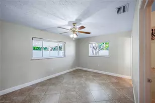4690 Capri Dr, Naples, FL 34103 - Photo 15