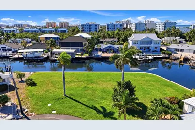 12 Clearview Blvd, Fort Myers Beach, FL 33931 - Photo 3