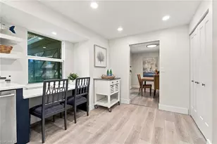 2265 Outrigger Ln, Naples, FL 34104 - Photo 15