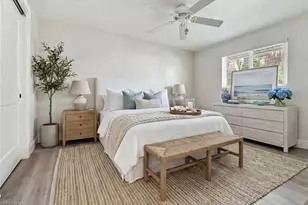 2265 Outrigger Ln, Naples, FL 34104 - Photo 23